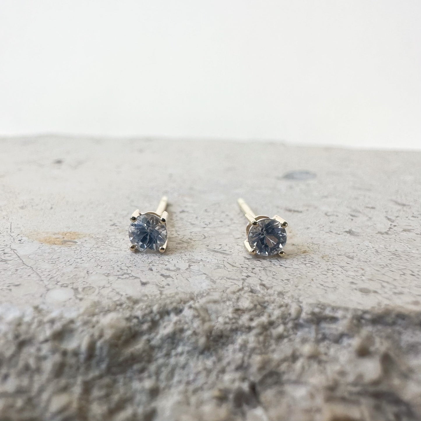 14K Solid Gold Natural 3mm Light Ceylon Sapphire Studs
