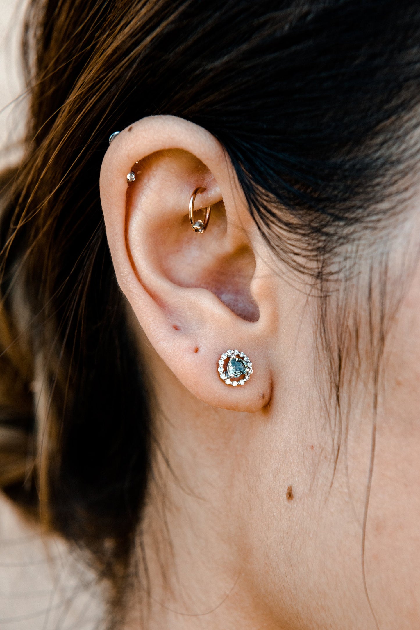 18K Solid Gold Green Sapphire Studs