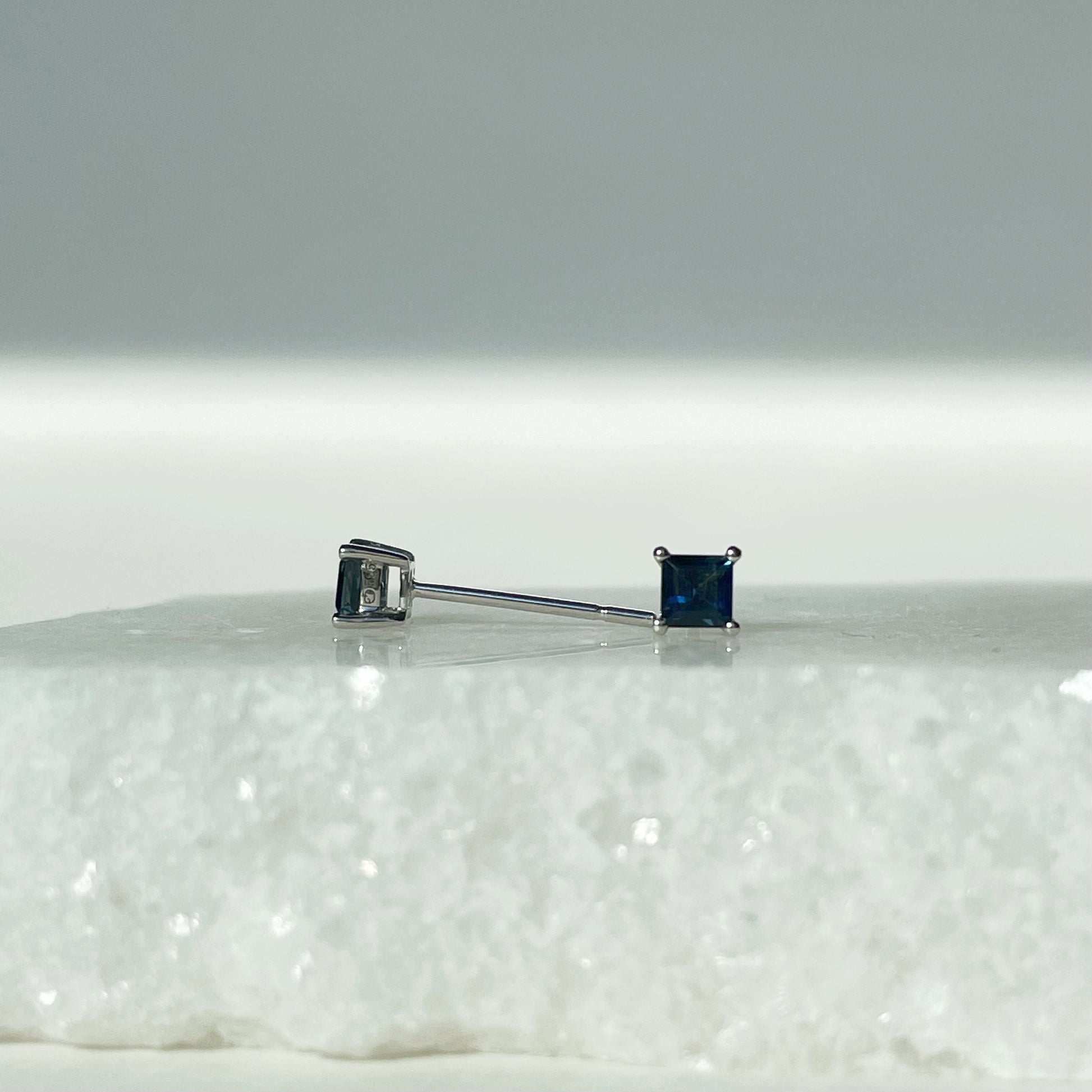 14K Solid Gold Genuine Sapphire Square Studs Earring