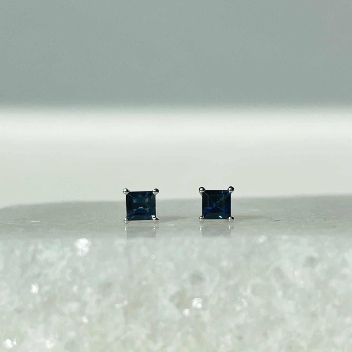 14K Solid Gold Genuine Sapphire Square Studs Earring