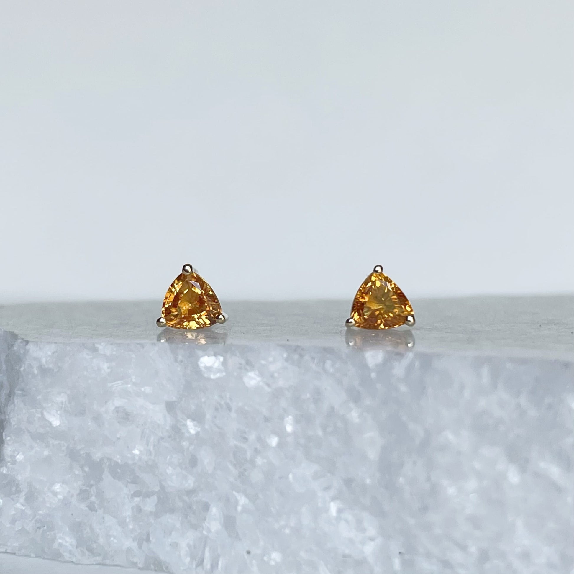 18K Solid White Gold Genuine Orange Sapphire Triangle Studs/Pair