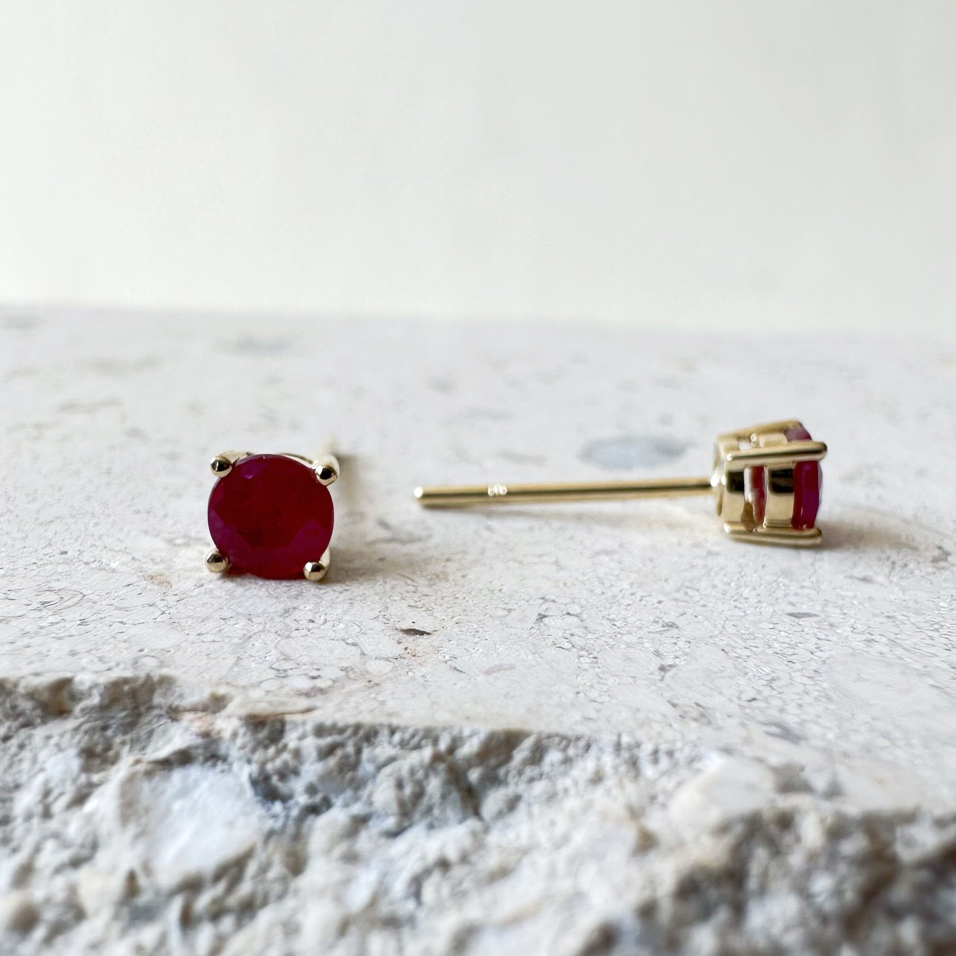 14K Solid Gold Genuine Round Ruby Studs/Pair (4MM)