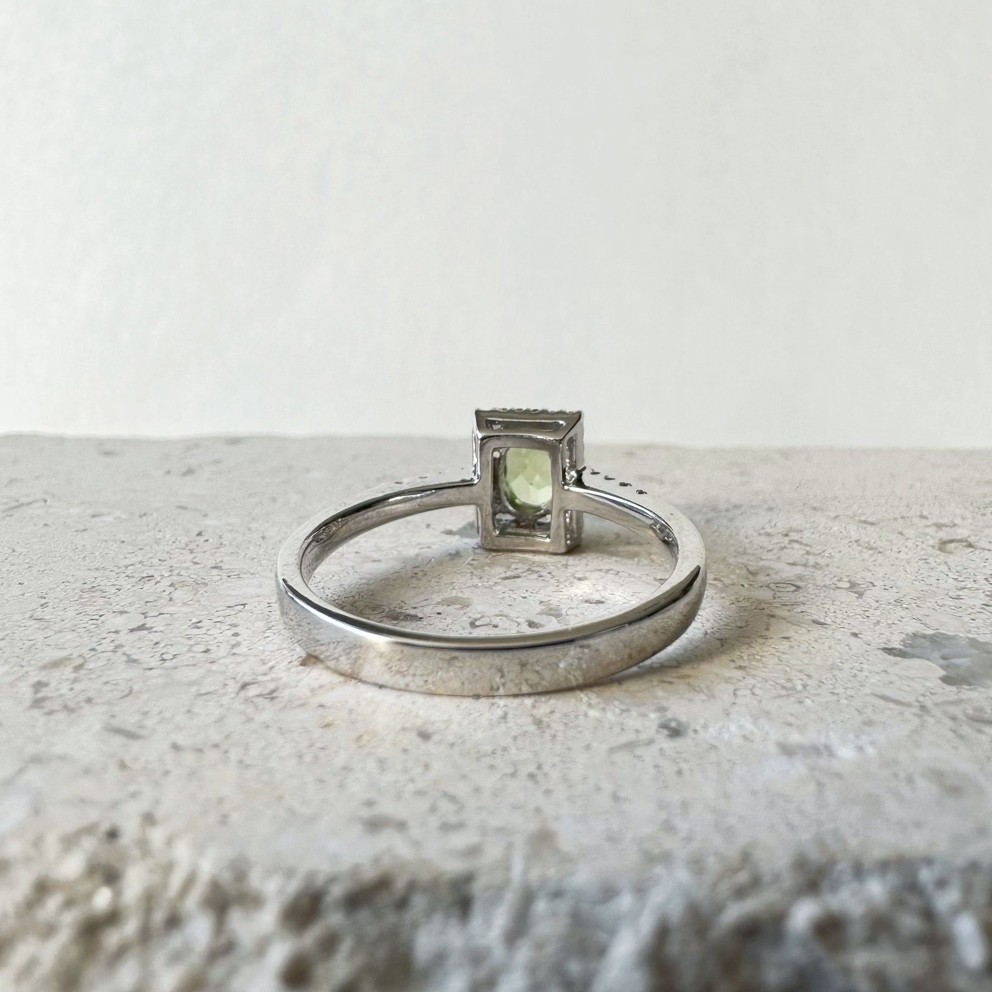 14K White Gold Peridot & Diamond Halo Ring