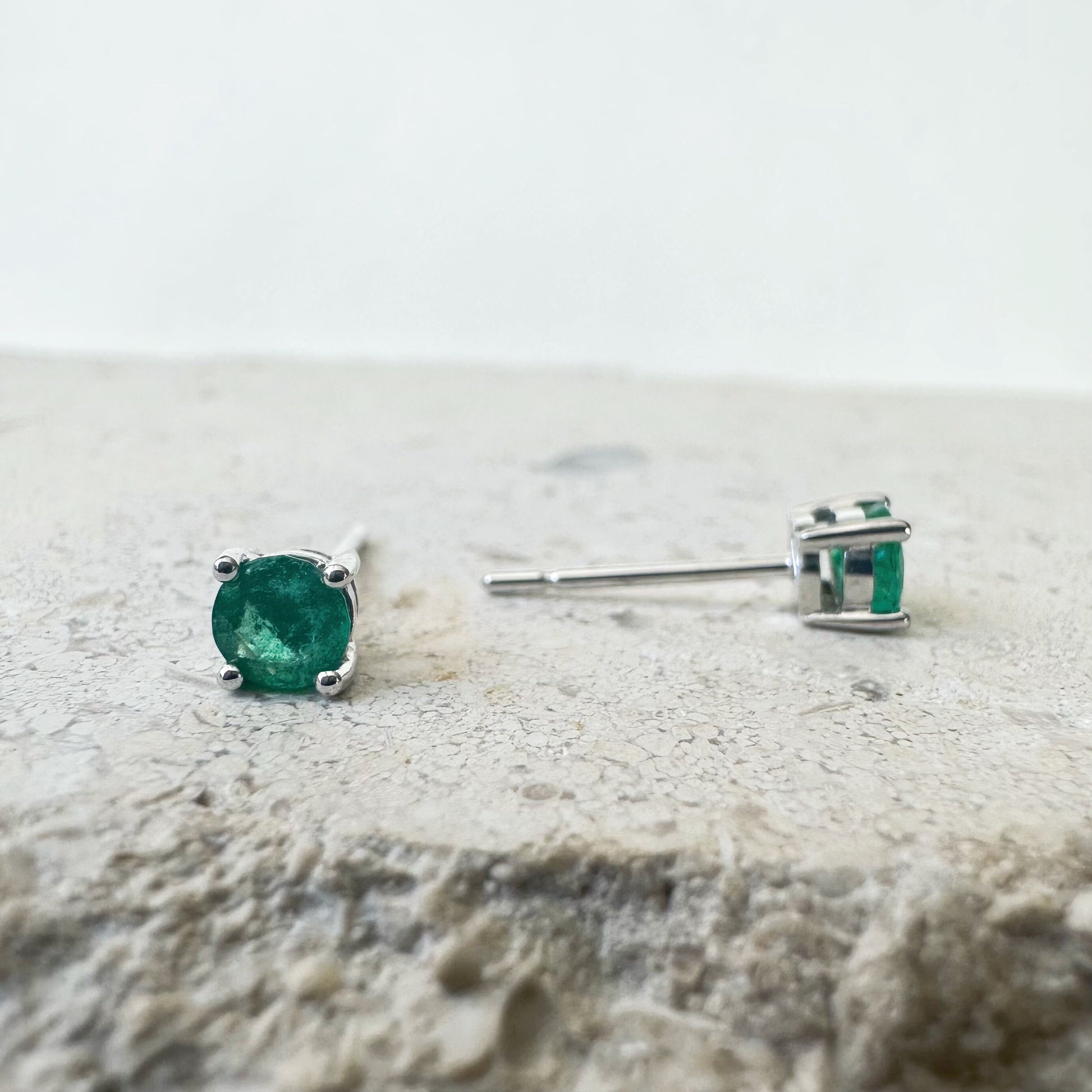 14K Solid Gold Genuine 4mm Emerald Round Studs/Pair