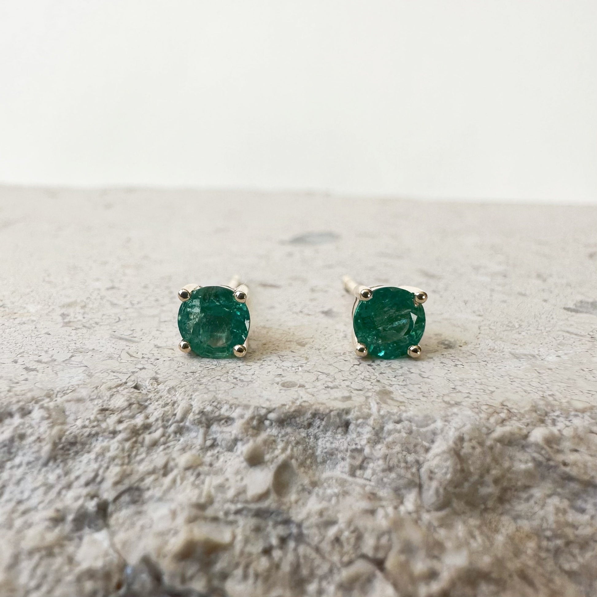 14K Solid Gold Genuine 4mm Emerald Round Studs/Pair