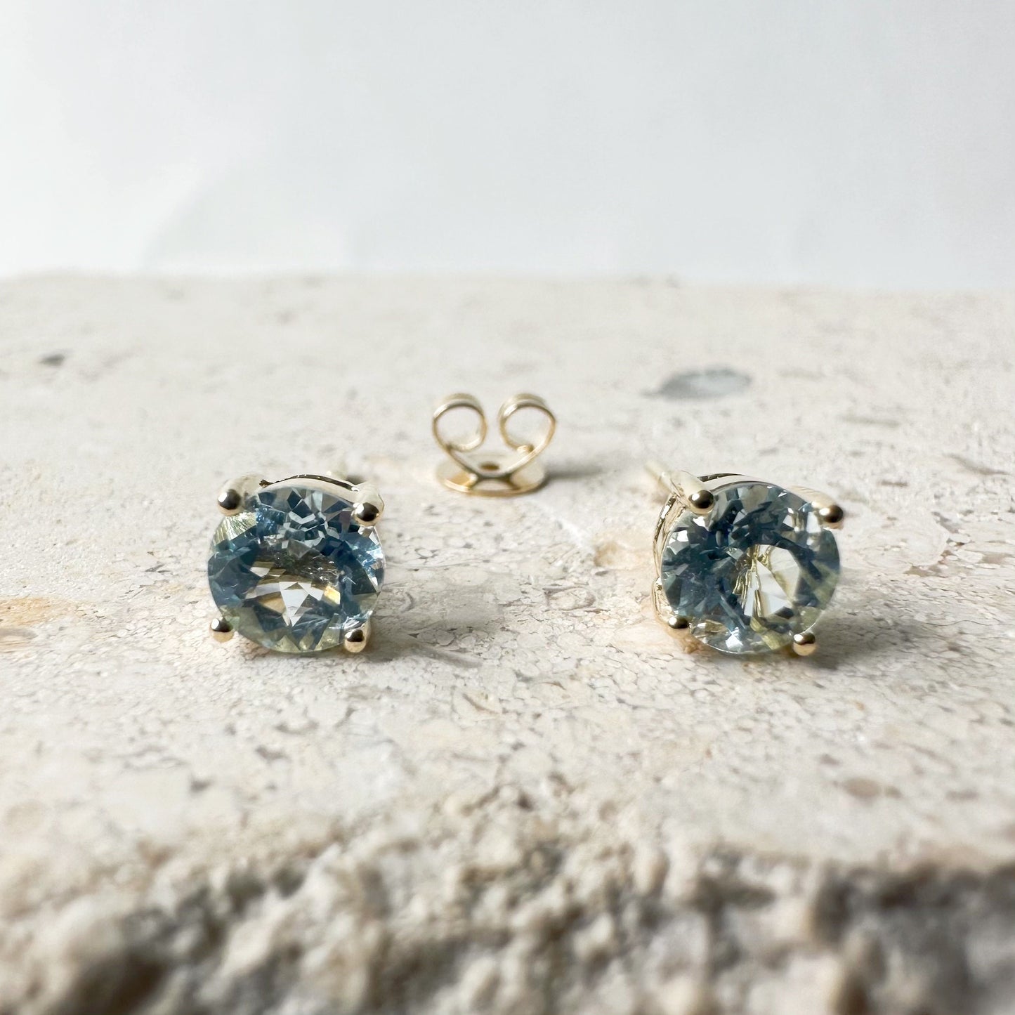 14K Solid Gold 5mm Genuine Aquamarine Studs/Pair