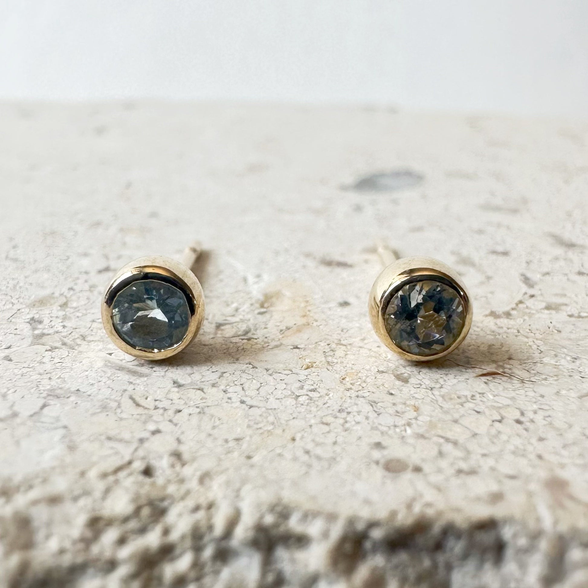 14K Solid Gold Genuine Round Aquamarine Bezel Studs/Pair