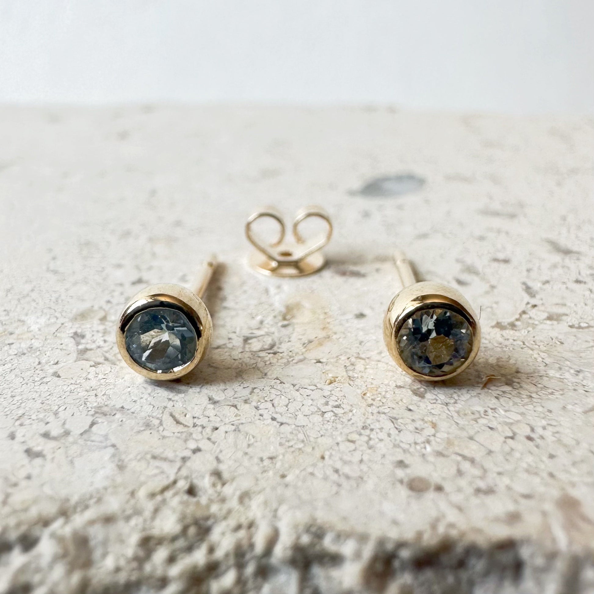 14K Solid Gold Genuine Round Aquamarine Bezel Studs/Pair