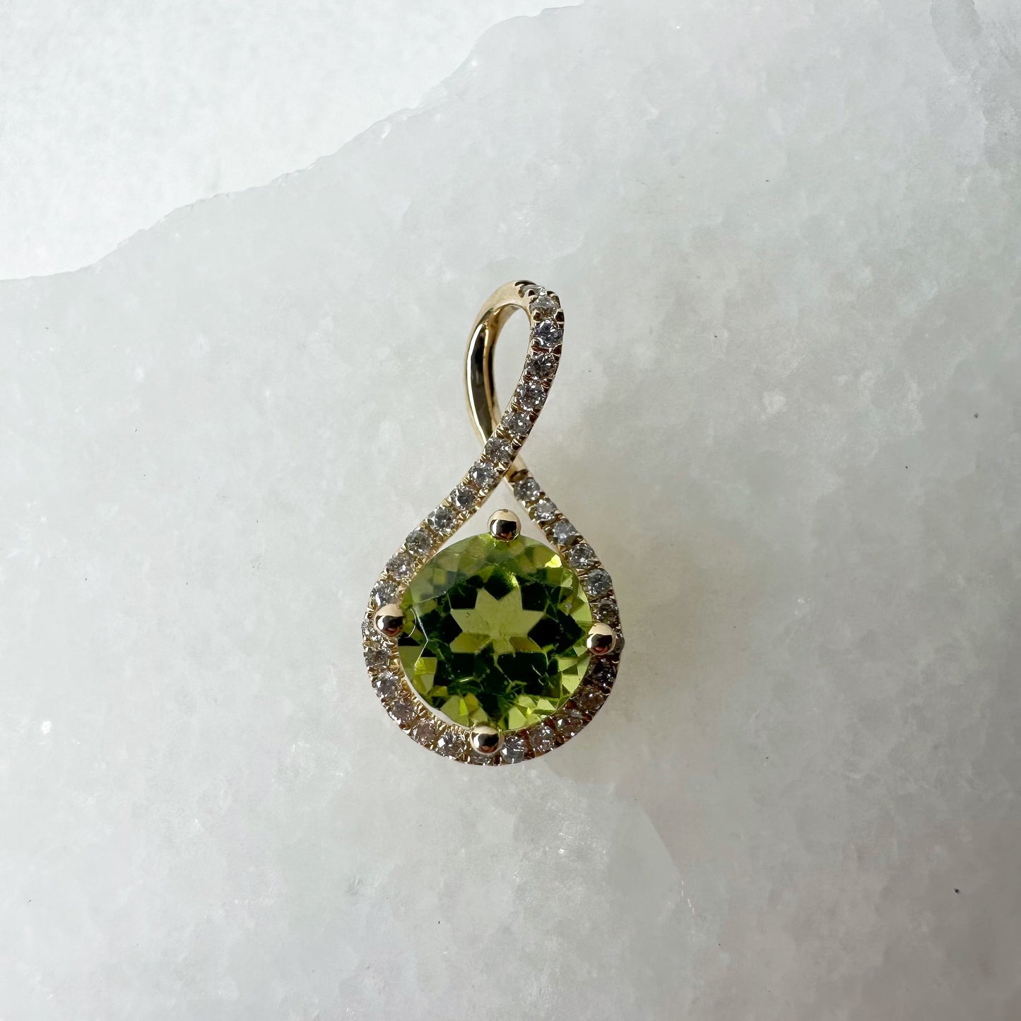 14K Solid Gold Genuine Peridot and Diamond Twist Pendant/August Birthstone