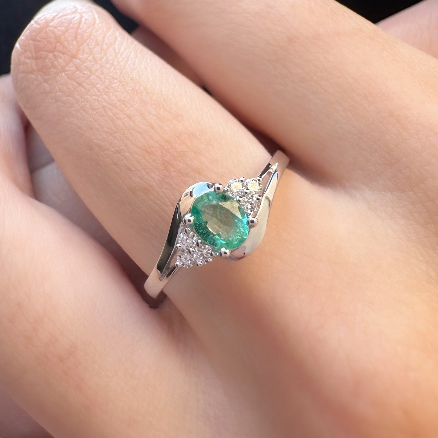 14K Solid White Gold Genuine Oval Emerald and Diamond Ring/Engagement Ring/Promise Ring