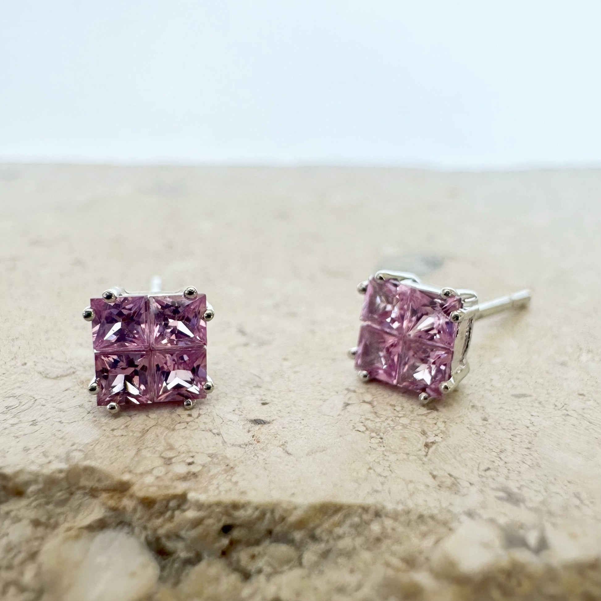 18K Solid White Gold Genuine Tetris Pink Sapphire Square Studs/Pair