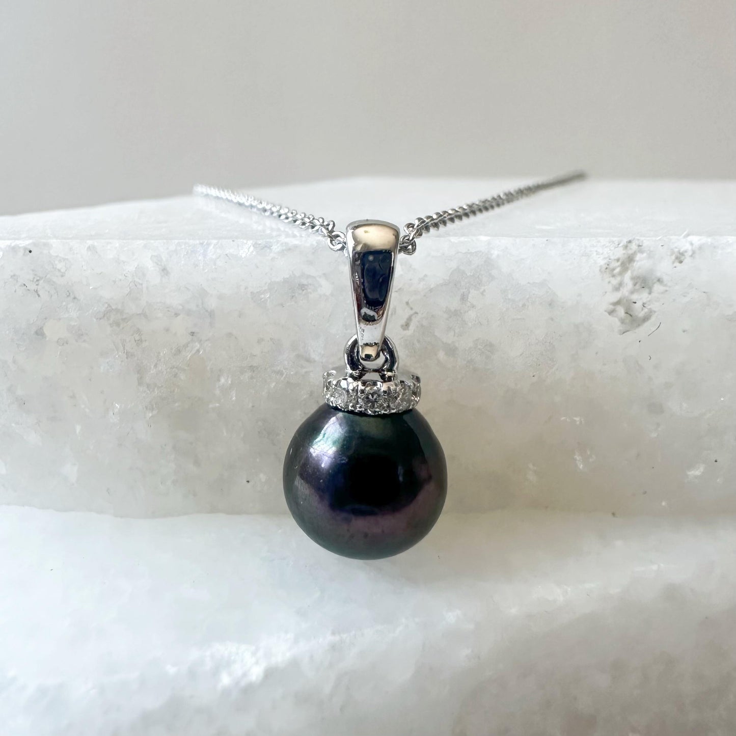 14K Solid White Gold Genuine Diamond and Black Pearl Pendant