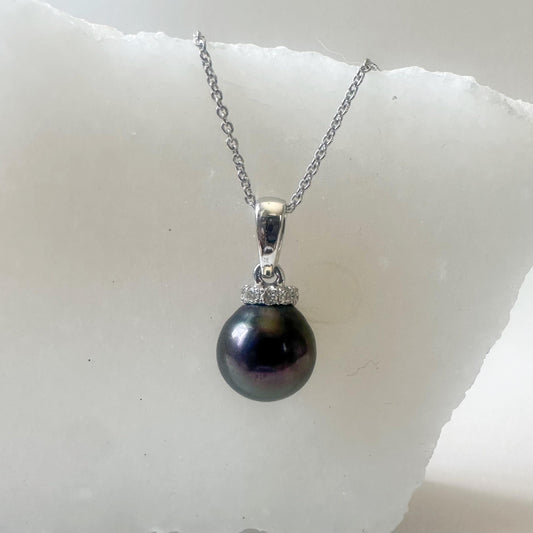 14K Solid Gold Genuine Diamond and Black Pearl Pendant