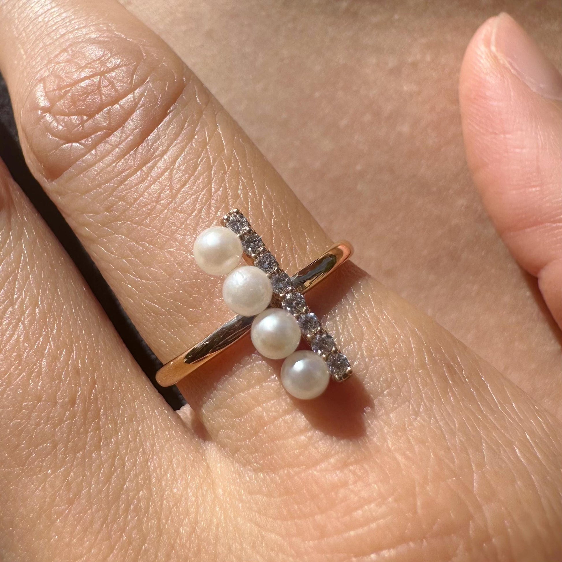 18K Solid Rose Gold Genuine Akoya Pearl and Diamond Bar Ring