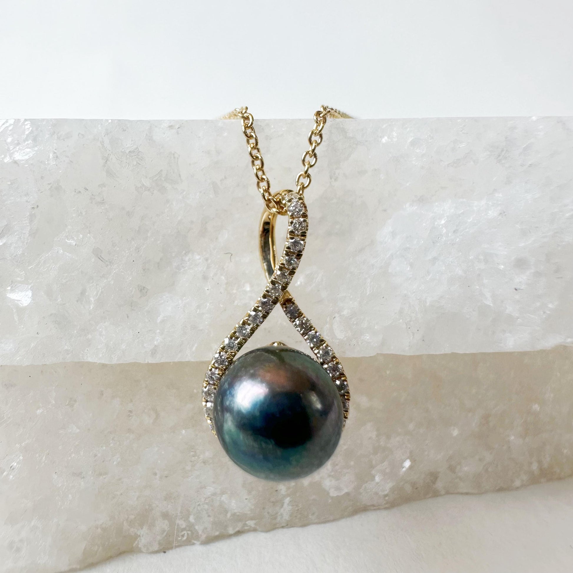 14K Solid Gold Genuine Diamond and Black Pearl Twist Pendant