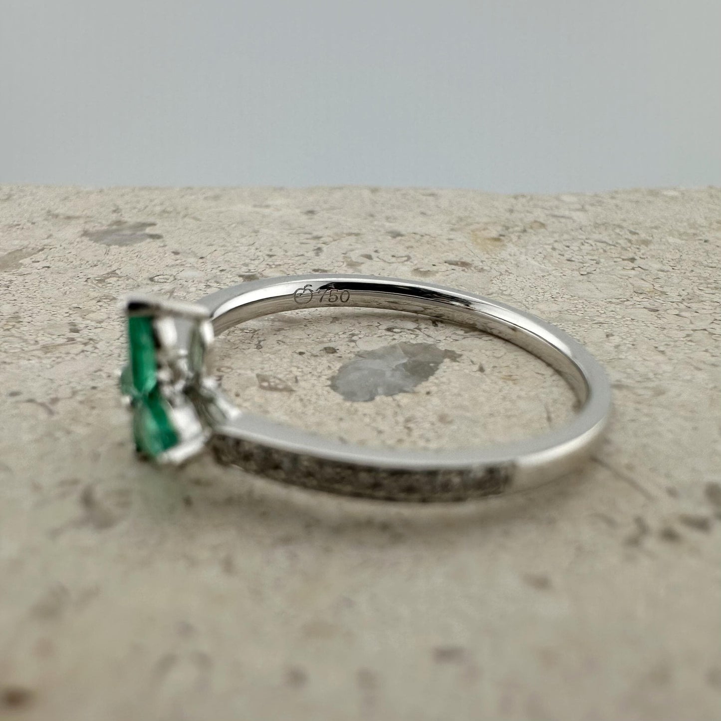 18K Solid White Gold Genuine Emerald and Diamond Butterfly Ring