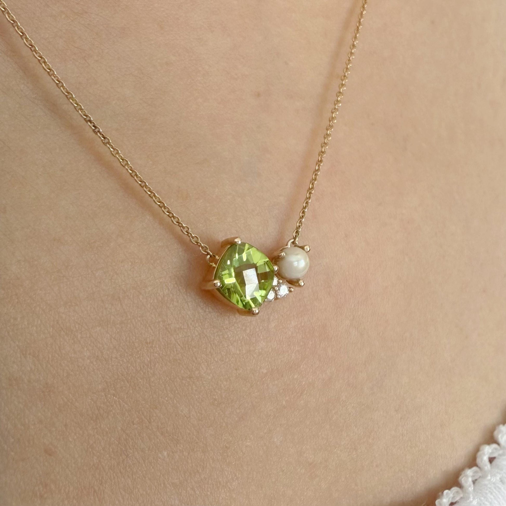 14K Solid Gold Genuine Peridot, Pearl and Diamond Cluster Necklace