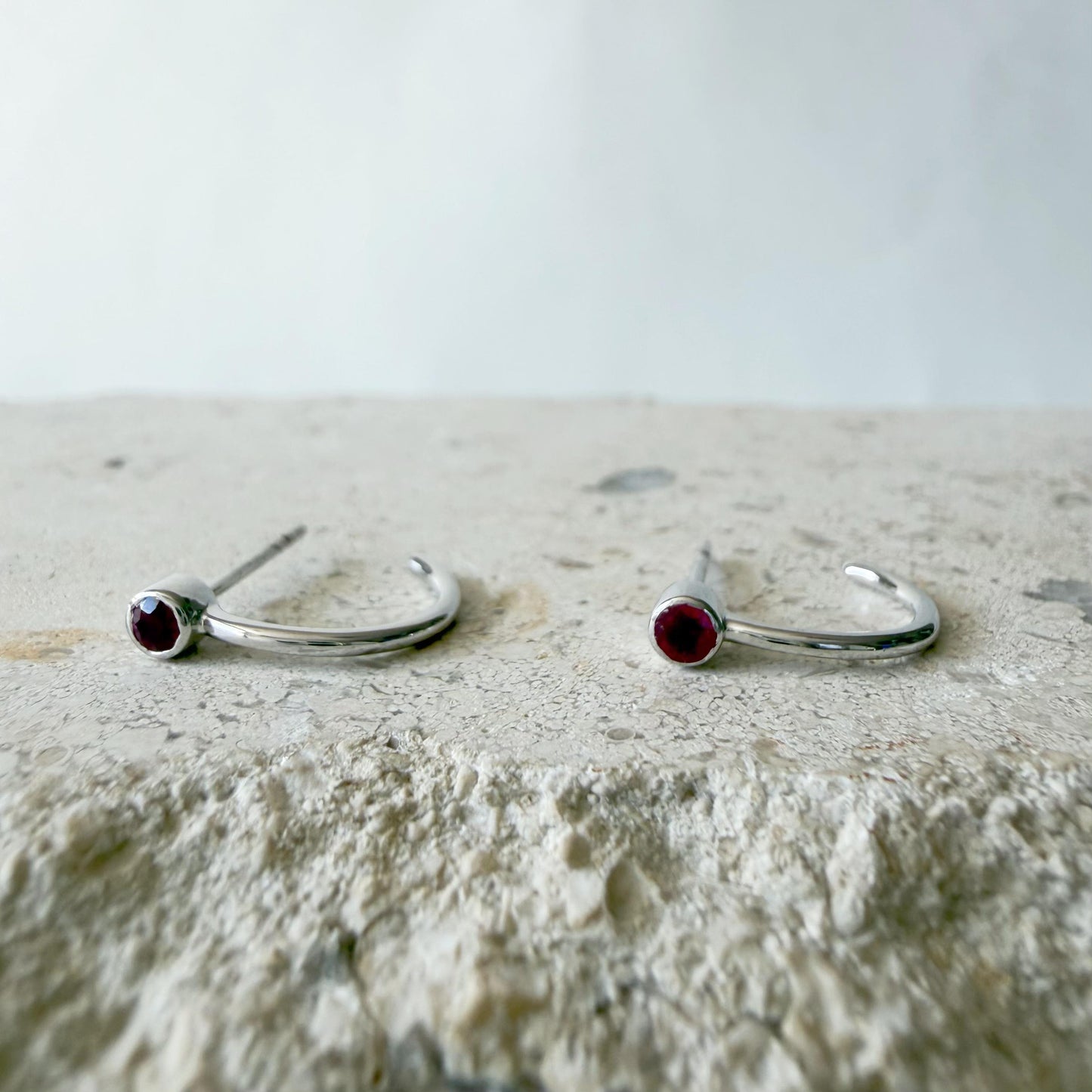 14K Solid White Gold 0.20 Carat Ruby Huggie Earrings
