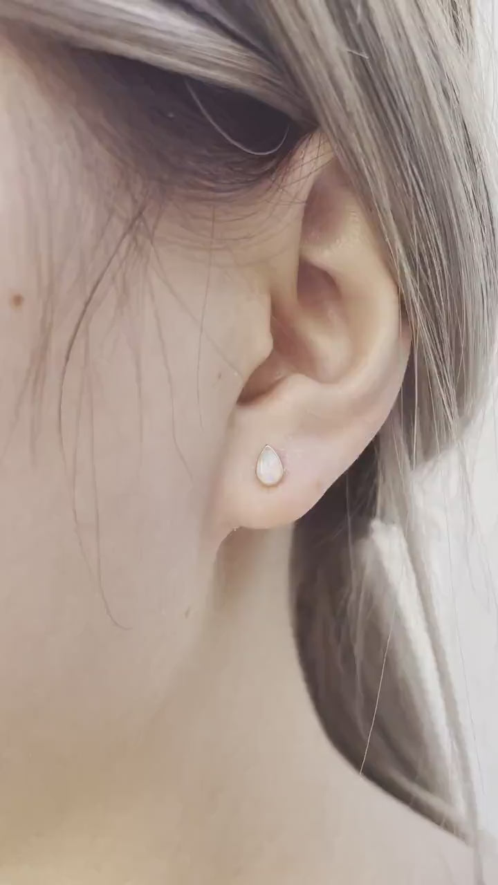 14K Solid Gold Genuine Pear-Shaped Opal Studs/Satin Finish/Pair