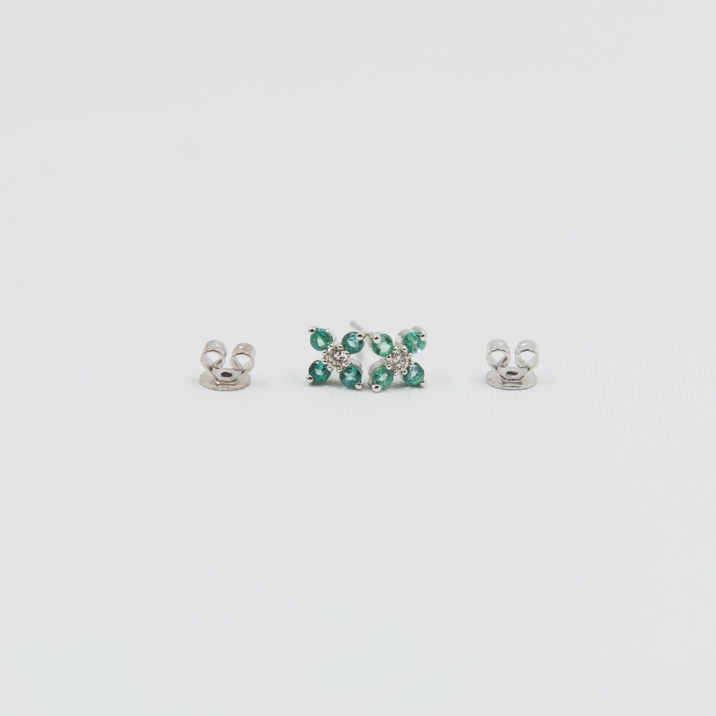 14K Solid Gold Emerald Flower Studs