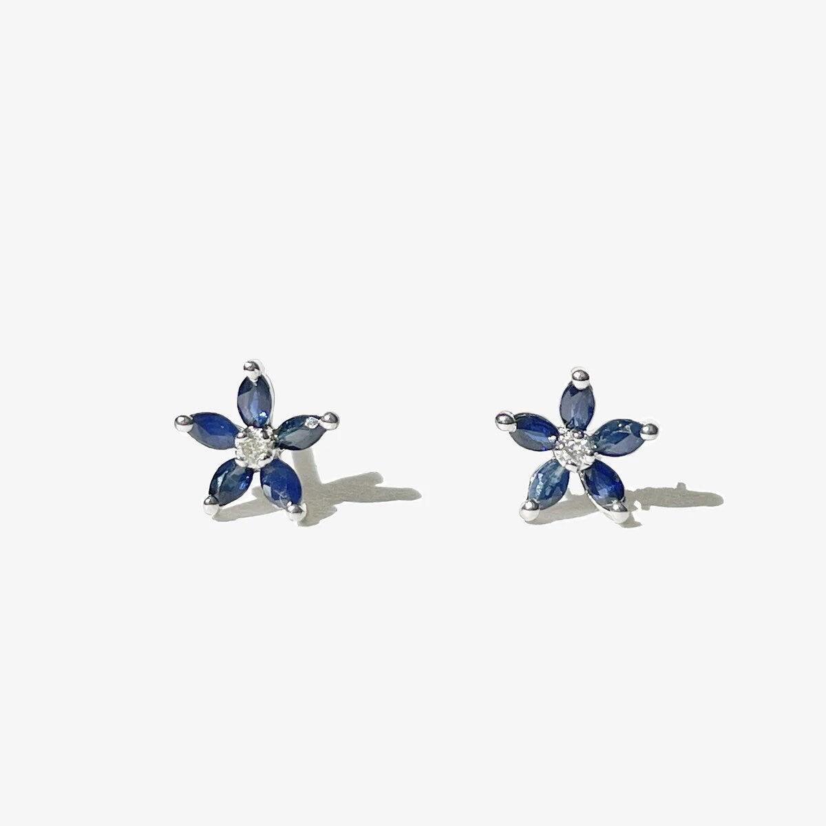 14K Solid Gold Sapphire Flower Studs