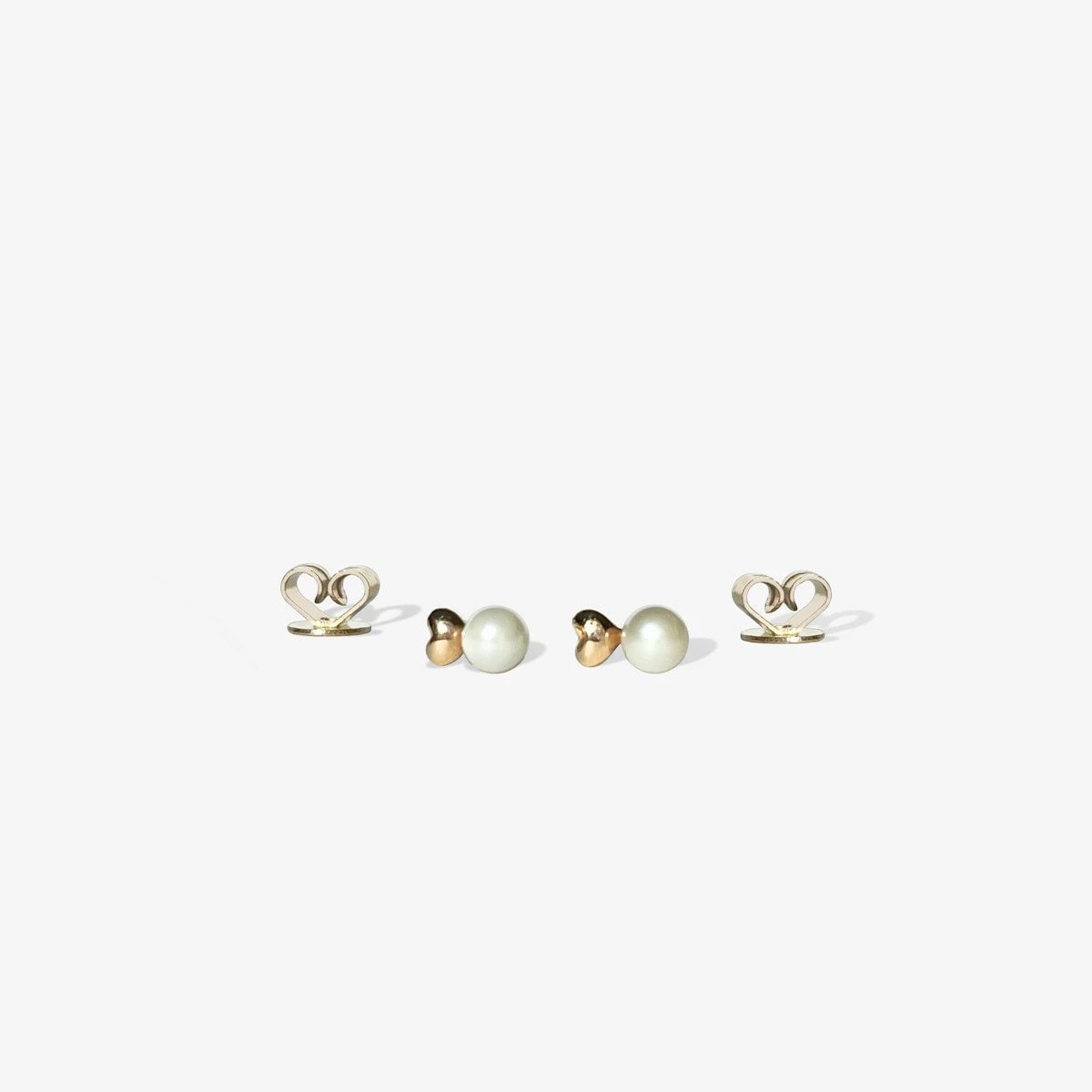 18K Solid Gold Heart Pearl Studs