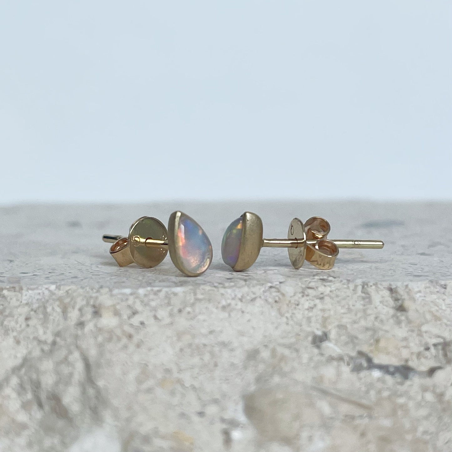 14K Solid Gold Genuine Pear-Shaped Opal Studs/Satin Finish/Pair