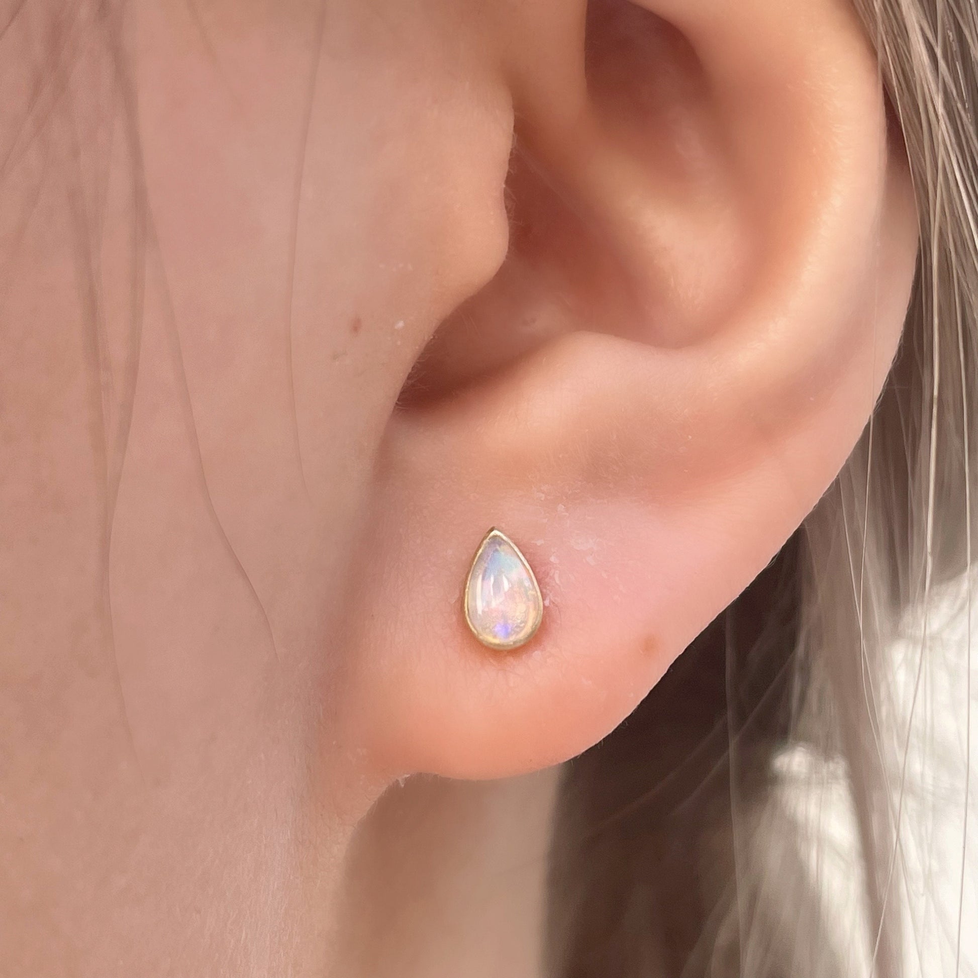 14K Solid Gold Genuine Pear-Shaped Opal Studs/Satin Finish/Pair