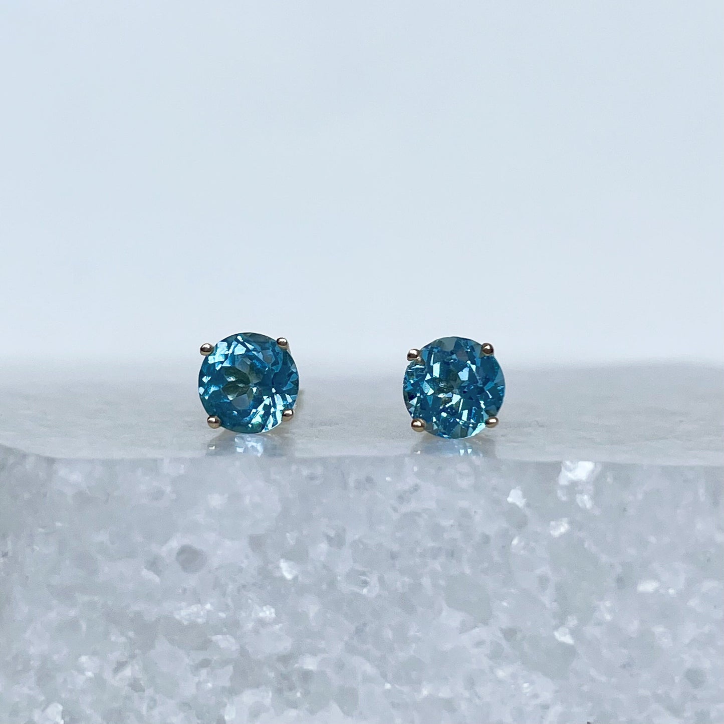 14K Solid Gold Genuine 5mm Blue Topaz Round Studs/Pair