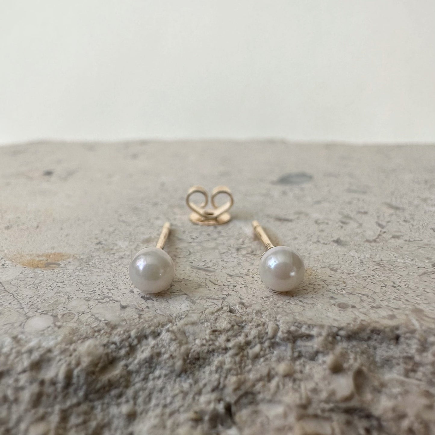 14K Solid Gold Genuine Akoya Pearl Studs/Pair