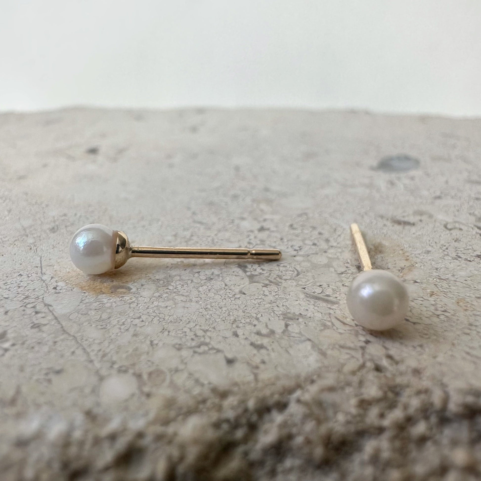 14K Solid Gold Genuine Akoya Pearl Studs/Pair