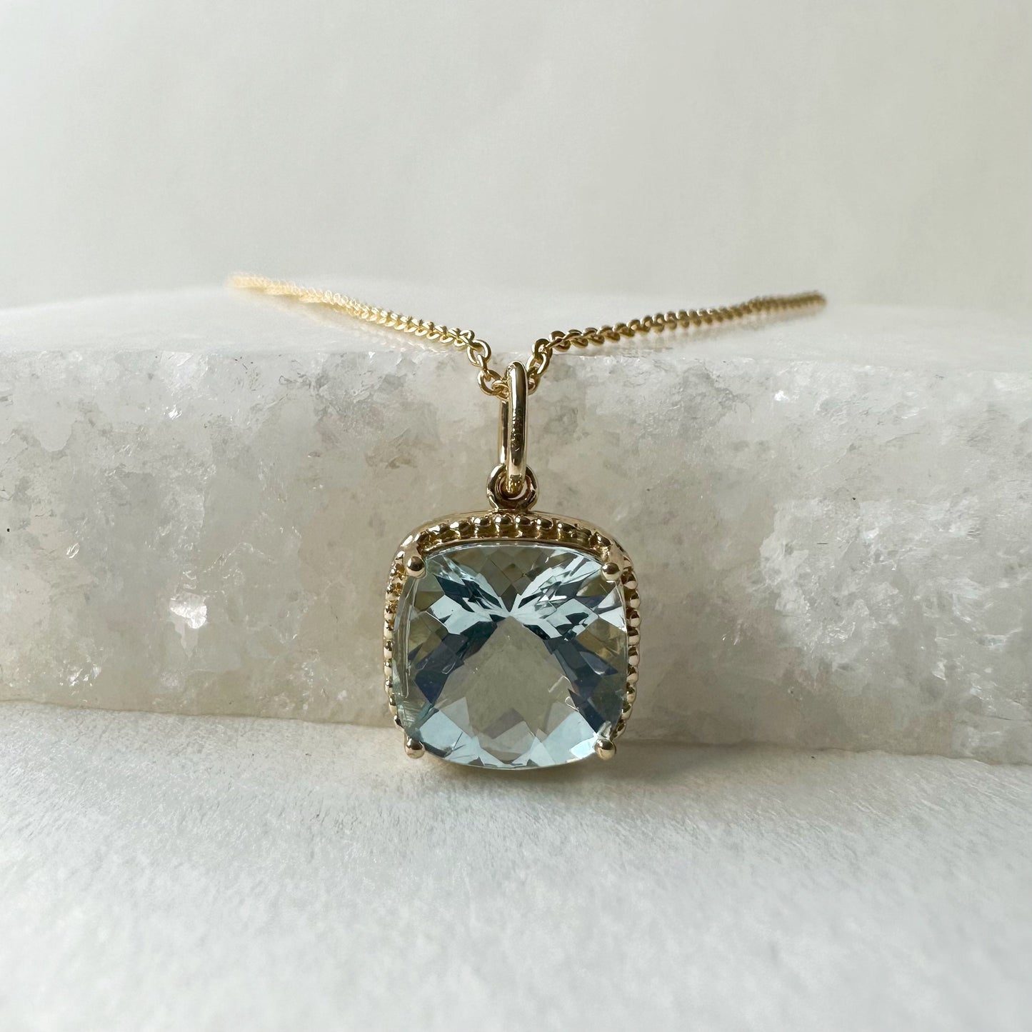 14K Solid Gold Genuine Cushion Cut 1.91 Carat Aquamarine Square Pendant