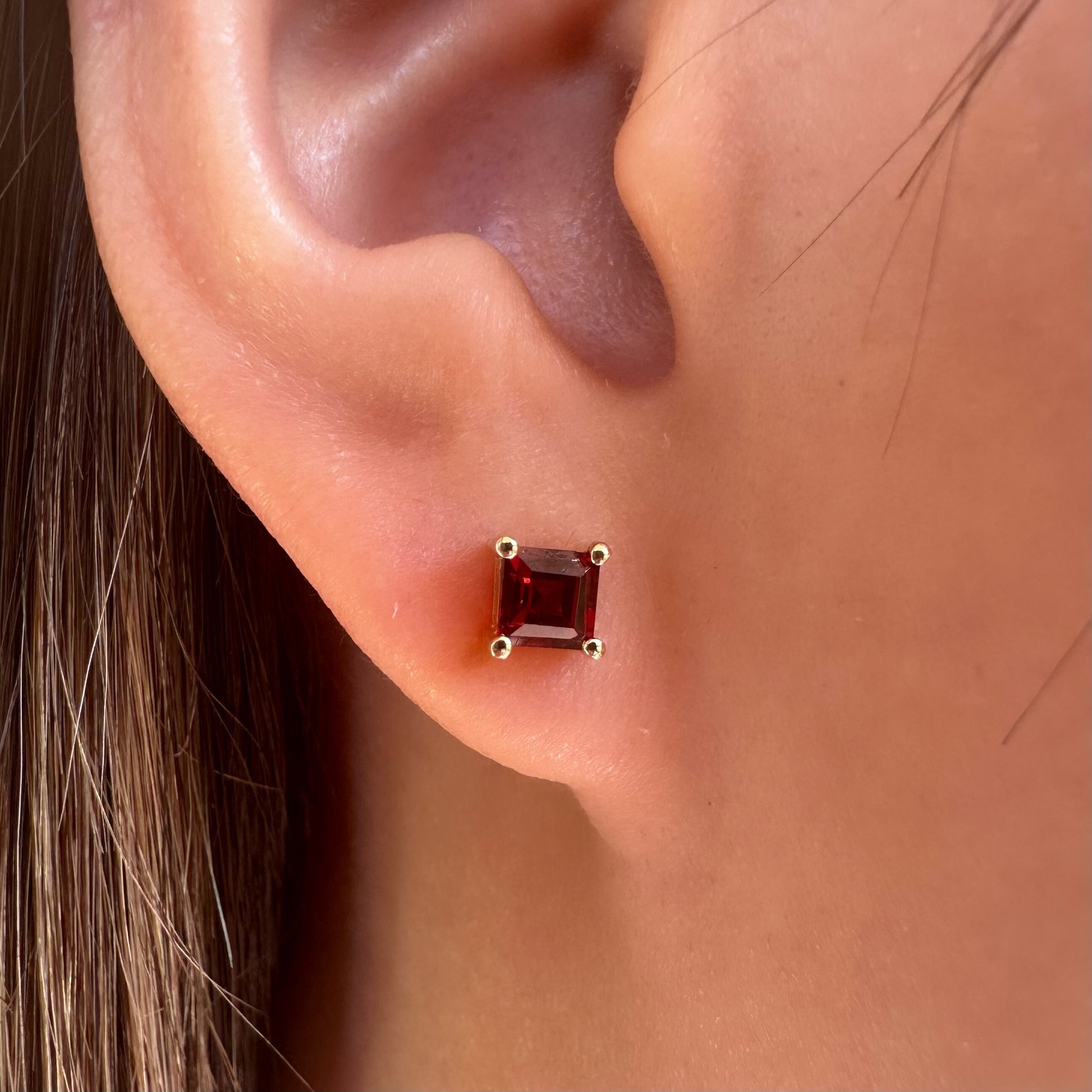 14K Solid Gold Genuine 4mm Garnet Square Studs/Pair