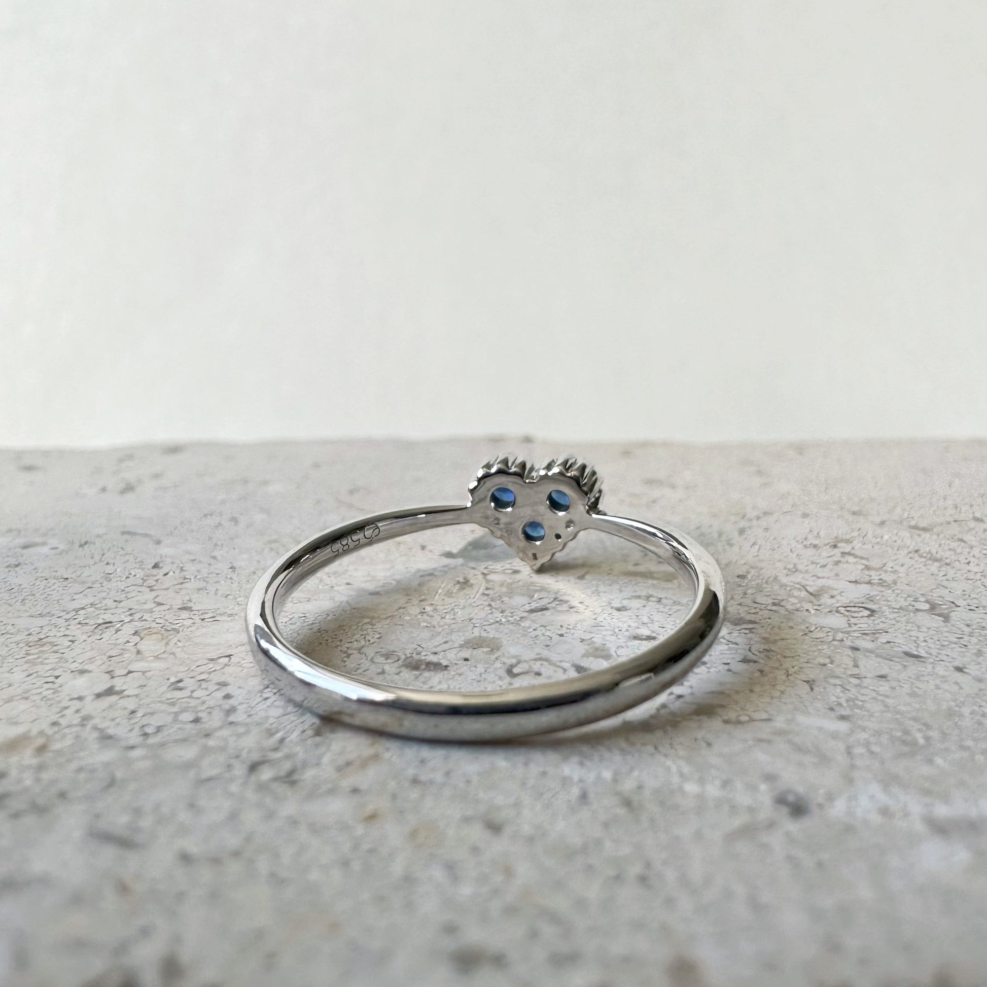 14K Solid White Gold Sapphire Heart Ring