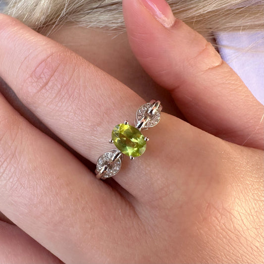 14K Solid Gold Genuine Peridot and Diamond Chain Ring