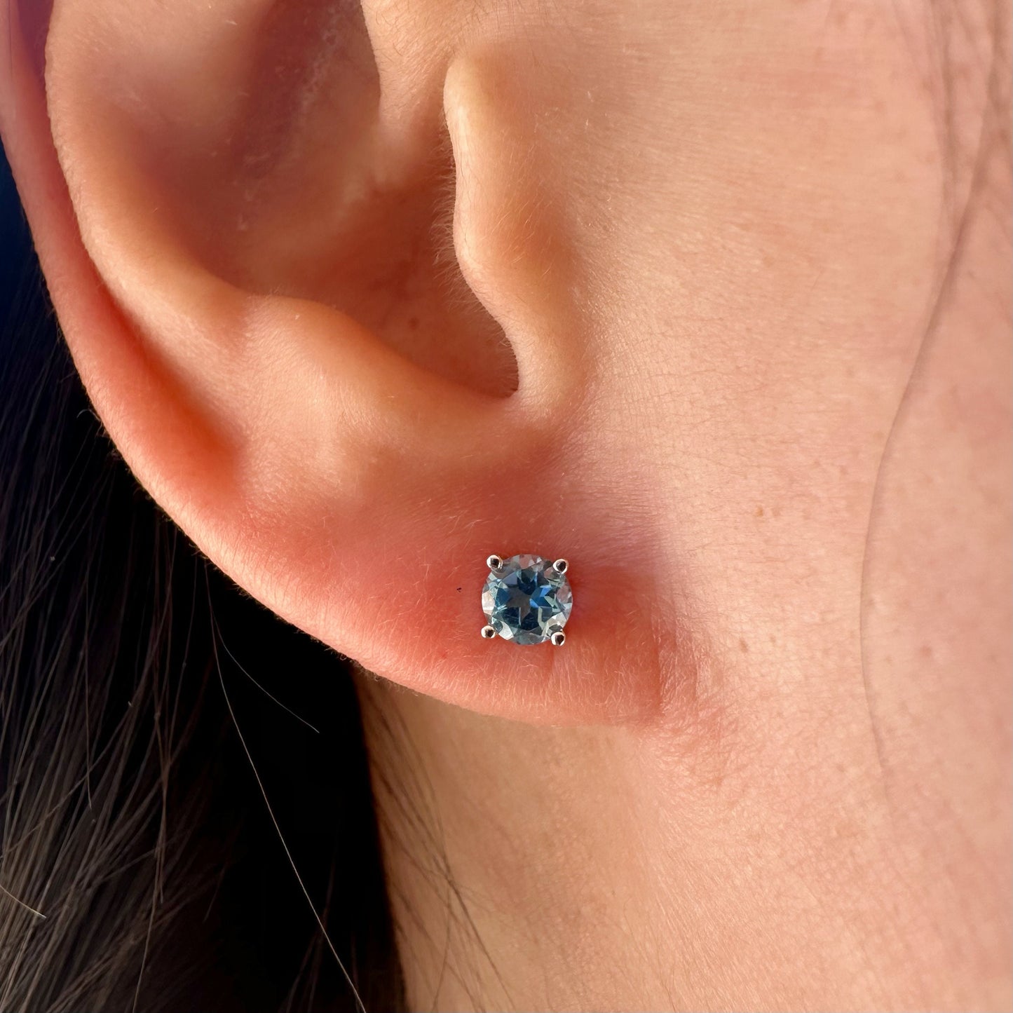 14K Solid White Gold Blue Topaz 4mm Studs/Pair