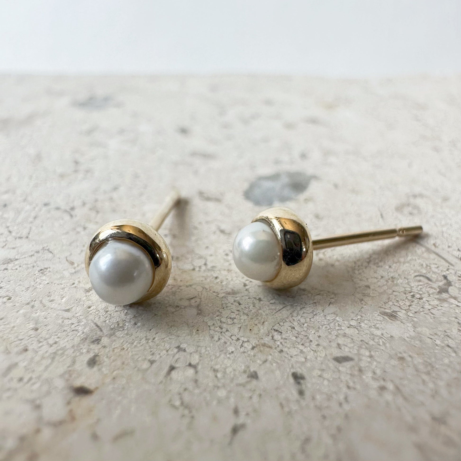 14K Solid Gold Genuine Akoya Pearl Bezel Studs/Pair