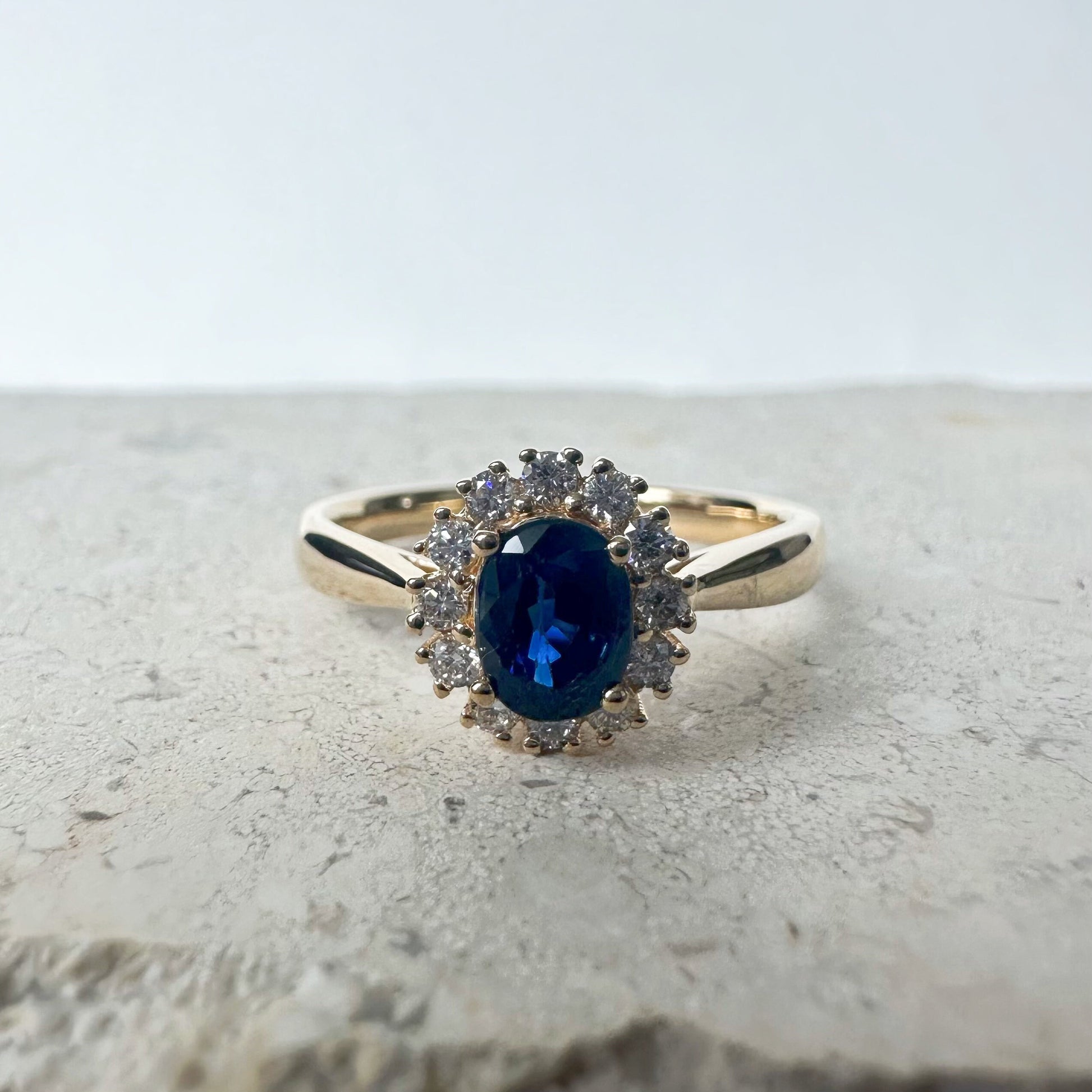 18K Solid Gold Genuine Sapphire and Diamond Halo Ring/Engagement Ring