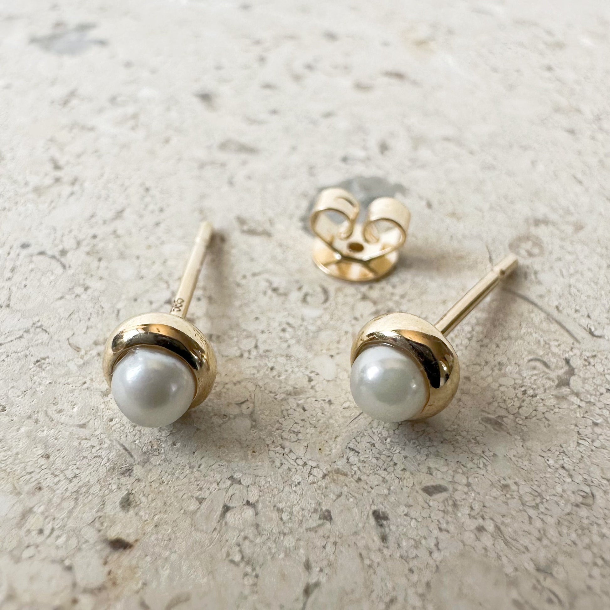 14K Solid Gold Genuine Akoya Pearl Bezel Studs/Pair