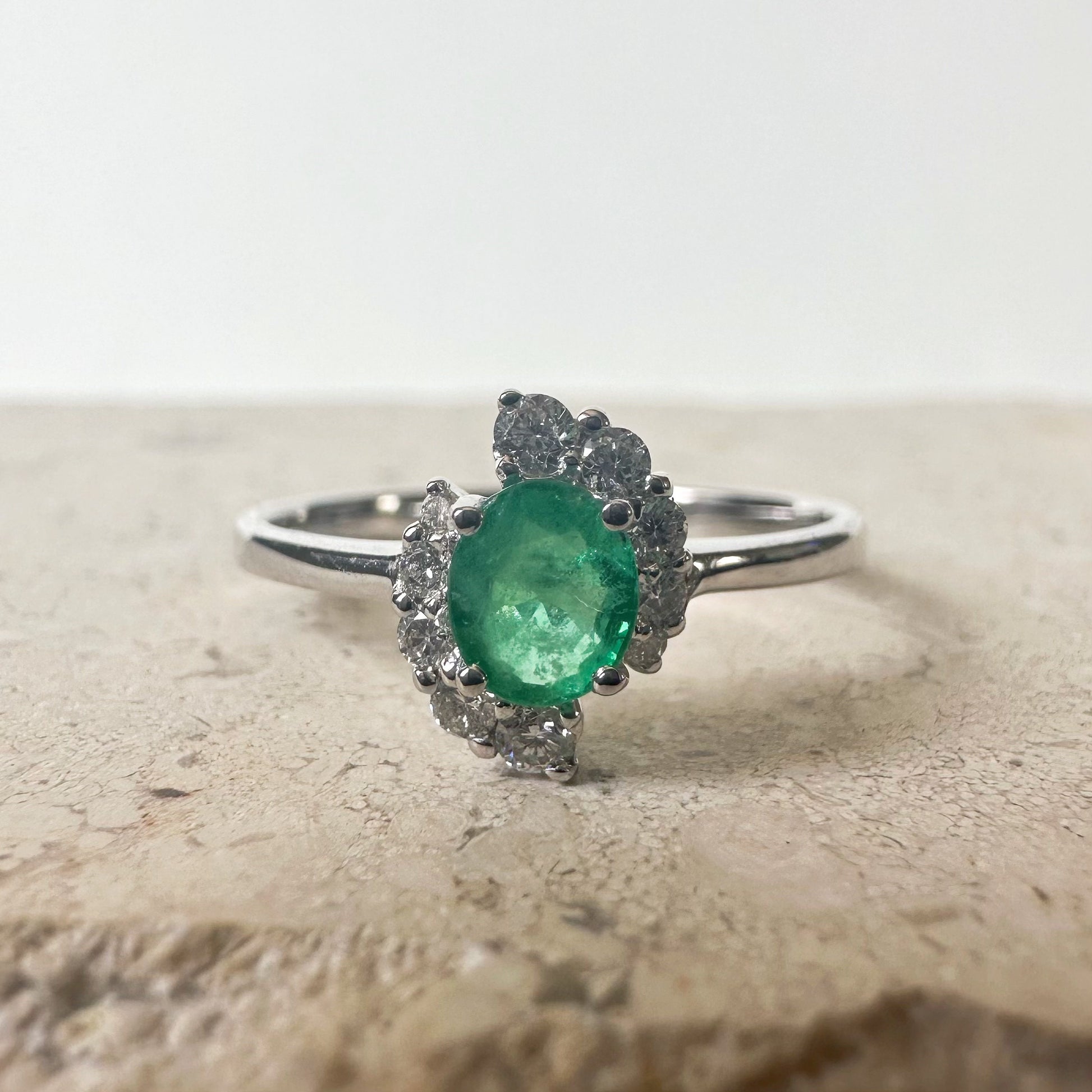 14K Solid White Gold Genuine Diamond and Emerald Swirl Ring