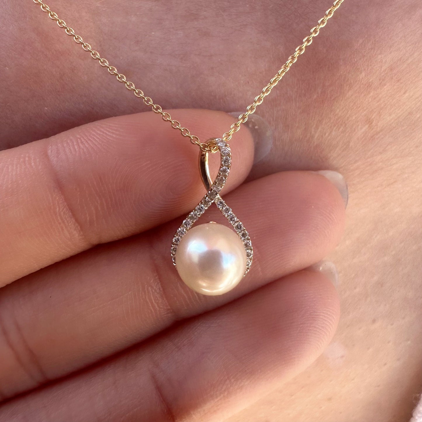 14K Solid Gold Genuine Diamond and Pearl Twist Pendant