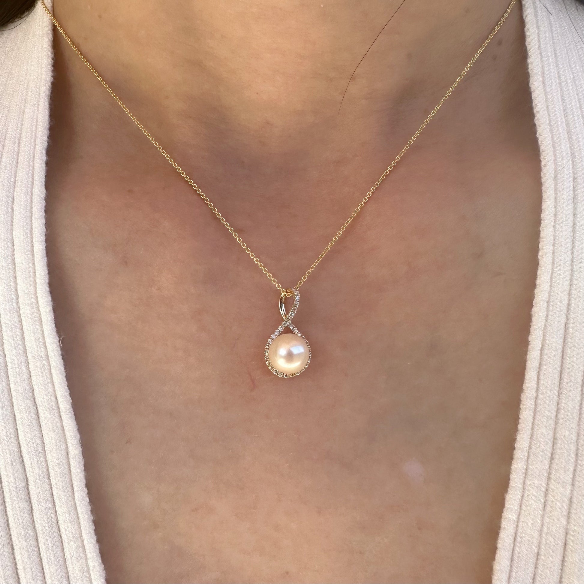 14K Solid Gold Genuine Diamond and Pearl Twist Pendant