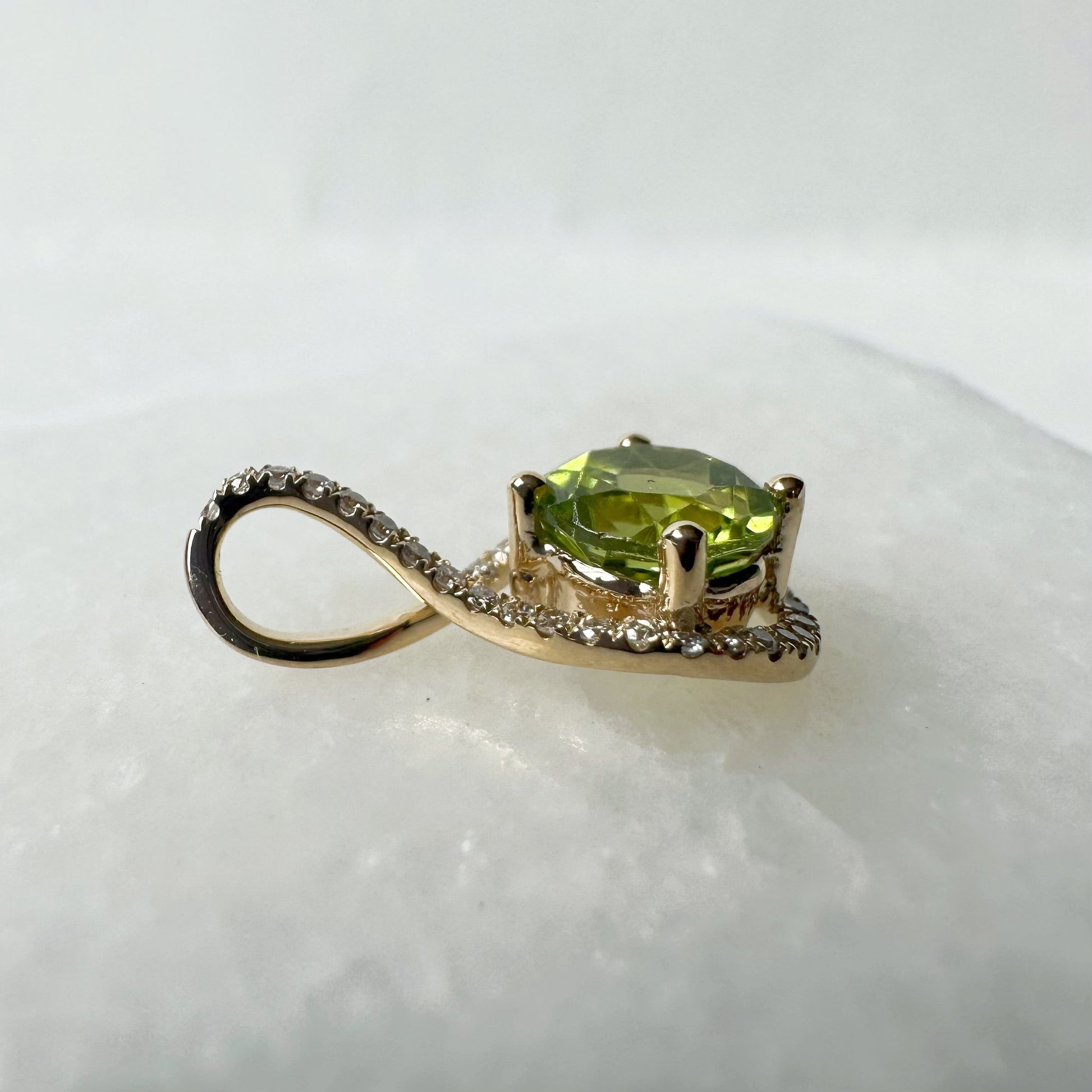 14K Solid Gold Genuine Peridot and Diamond Twist Pendant/August Birthstone